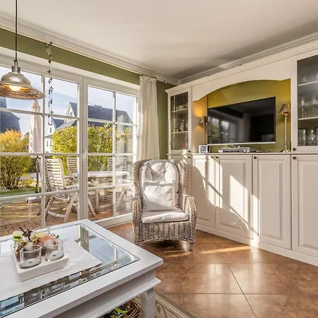 Mueggenburger Weg 38 Haus Godewind * Zingst