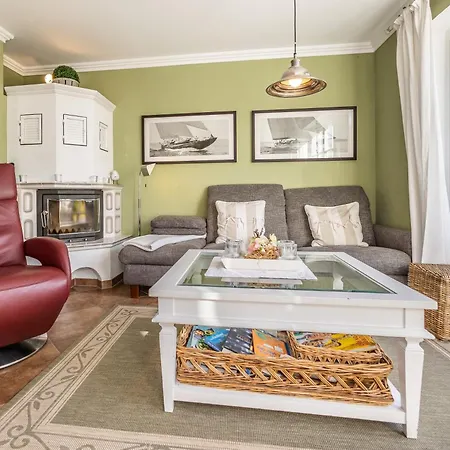 Mueggenburger Weg 38 Haus Godewind * Zingst